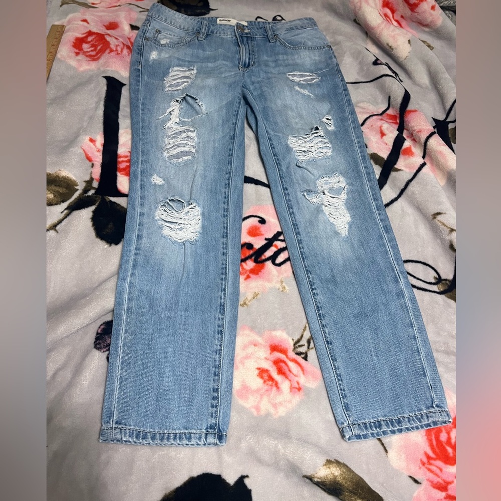 Garage distressed juniors jeans